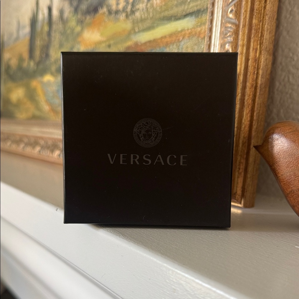 VERSACE Biggie Medusa satin hair clip - Picture 2 of 4